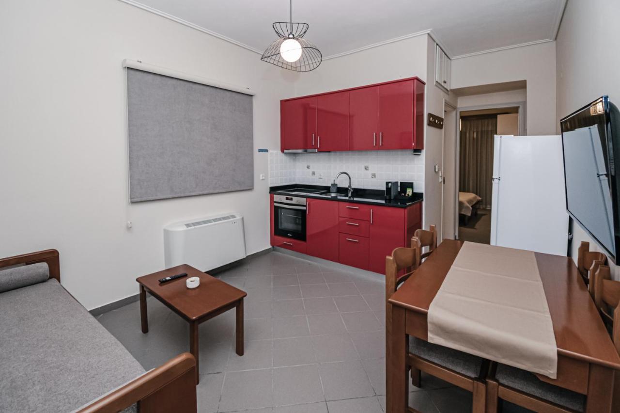 Terra Helios Suites & Studios Кипарисия Стая снимка