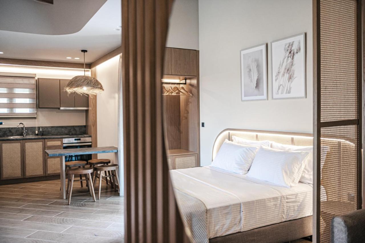 Terra Helios Suites & Studios Кипарисия Екстериор снимка