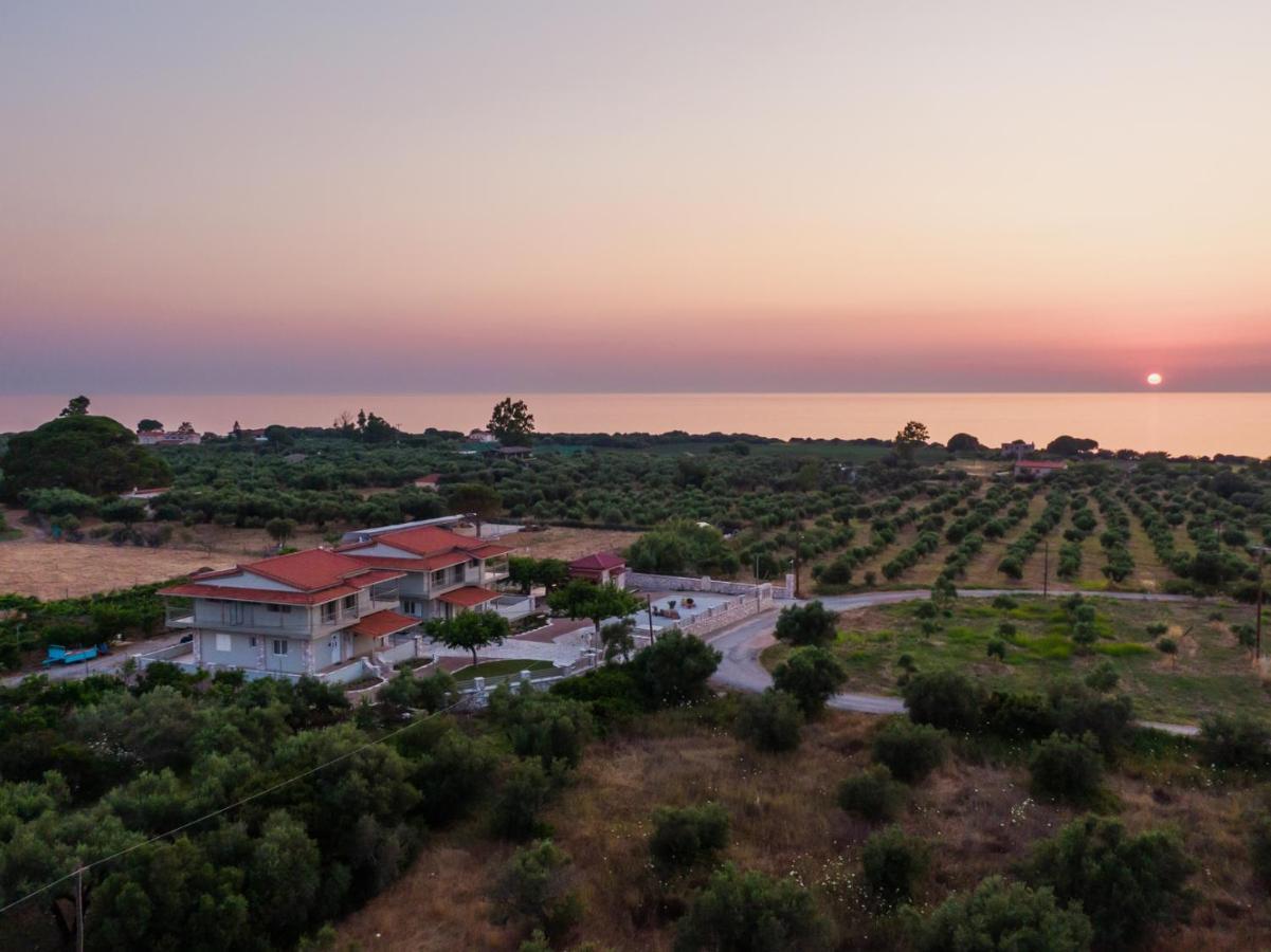 Terra Helios Suites & Studios Кипарисия Екстериор снимка