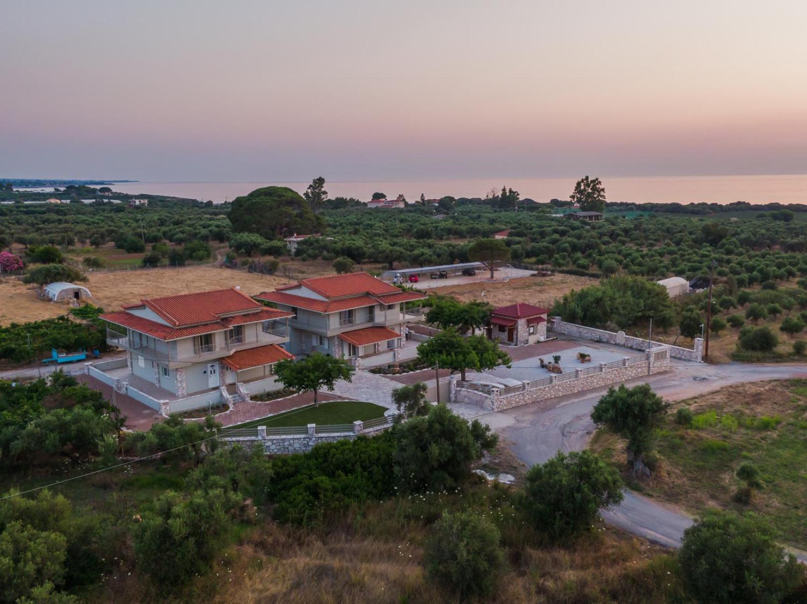 Terra Helios Suites & Studios Кипарисия Екстериор снимка