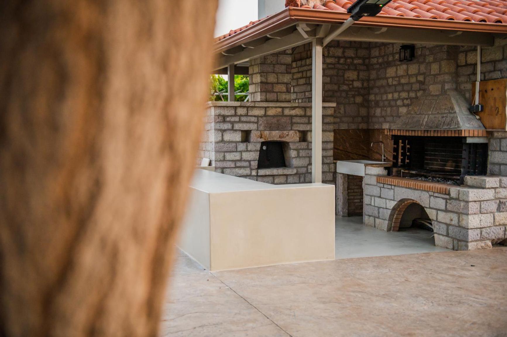 Terra Helios Suites & Studios Кипарисия Екстериор снимка