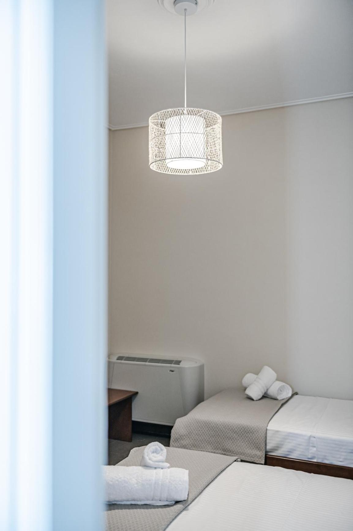 Terra Helios Suites & Studios Кипарисия Стая снимка